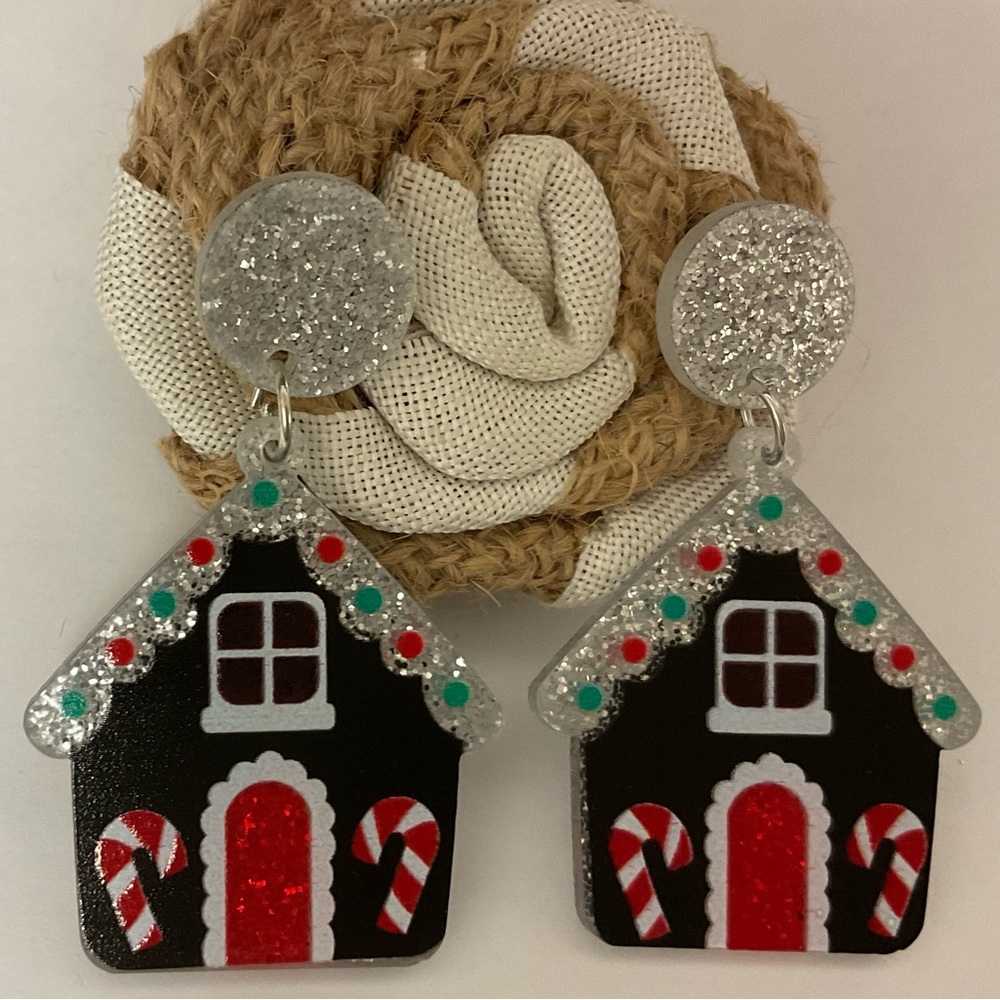 ❤️Gingerbread House 🏠 Earrings💚